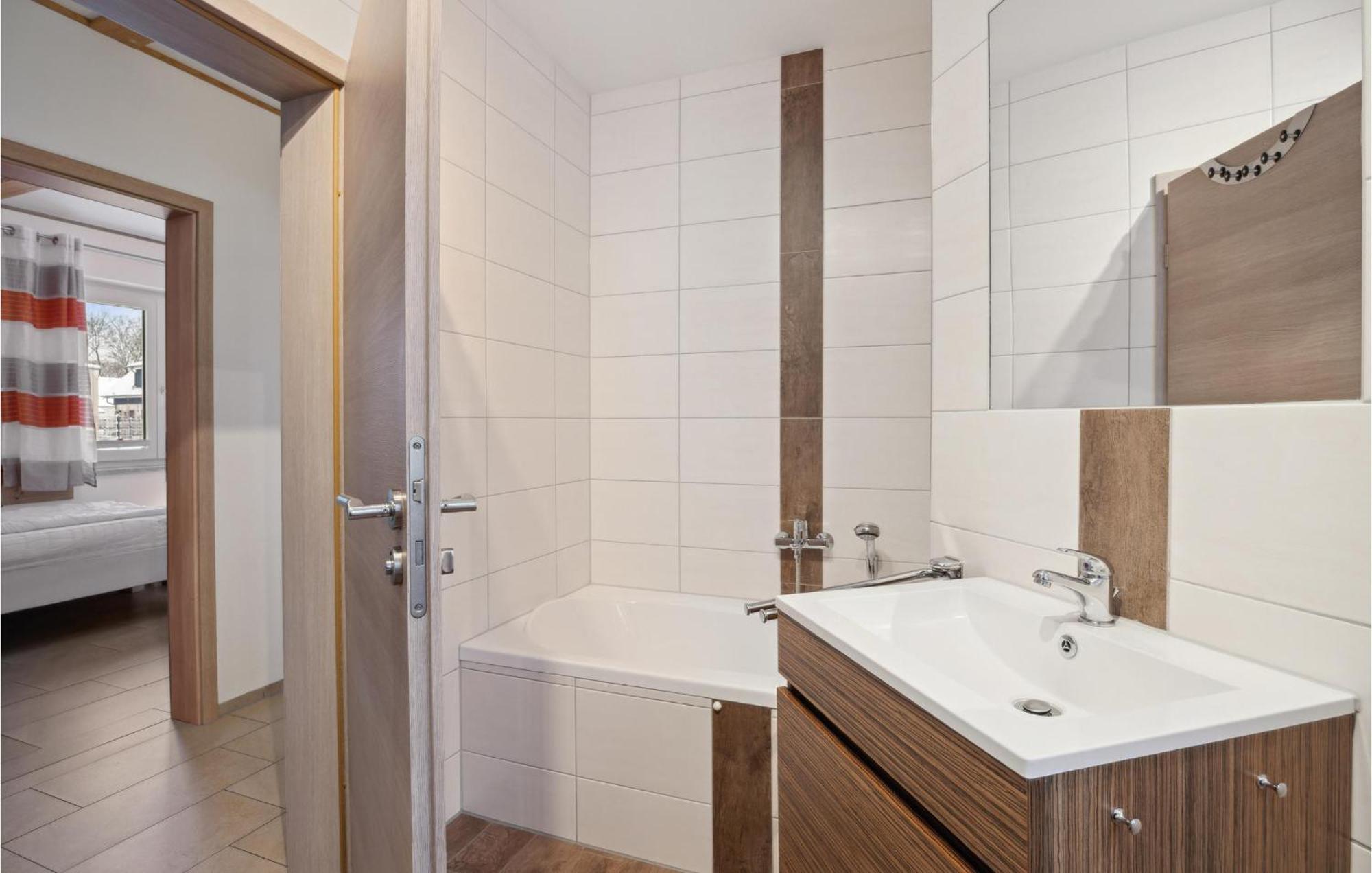 Ferienhaus 2 Altefaehr Ngoại thất bức ảnh